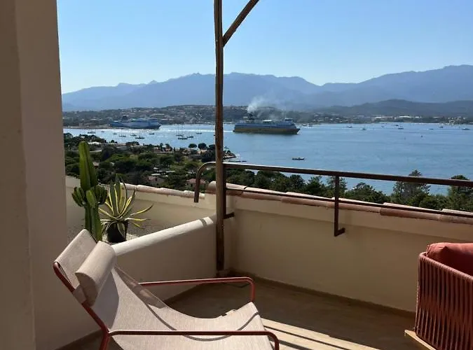 Riva 4*
