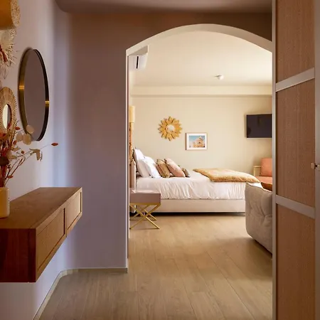 Riva Hotel 4*