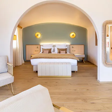 Riva Hotel 4*
