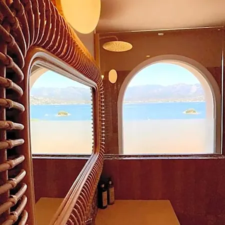 Riva Hotel 4*